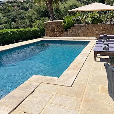 In Les Maures Semesterbostad La Londe-les-Maures